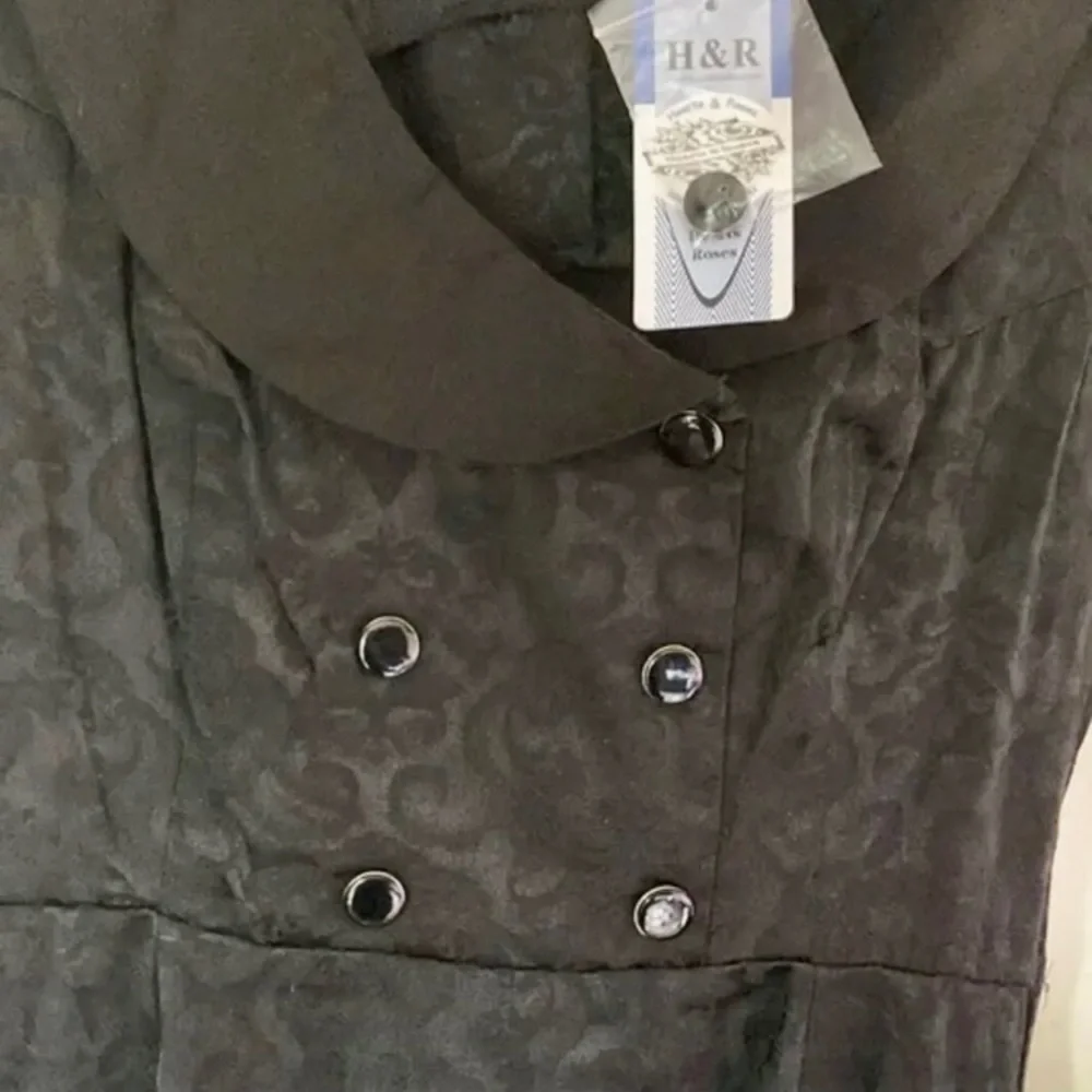 Hearts and Roses Cocktail Dress💜🔮 - Picture 3 of 4